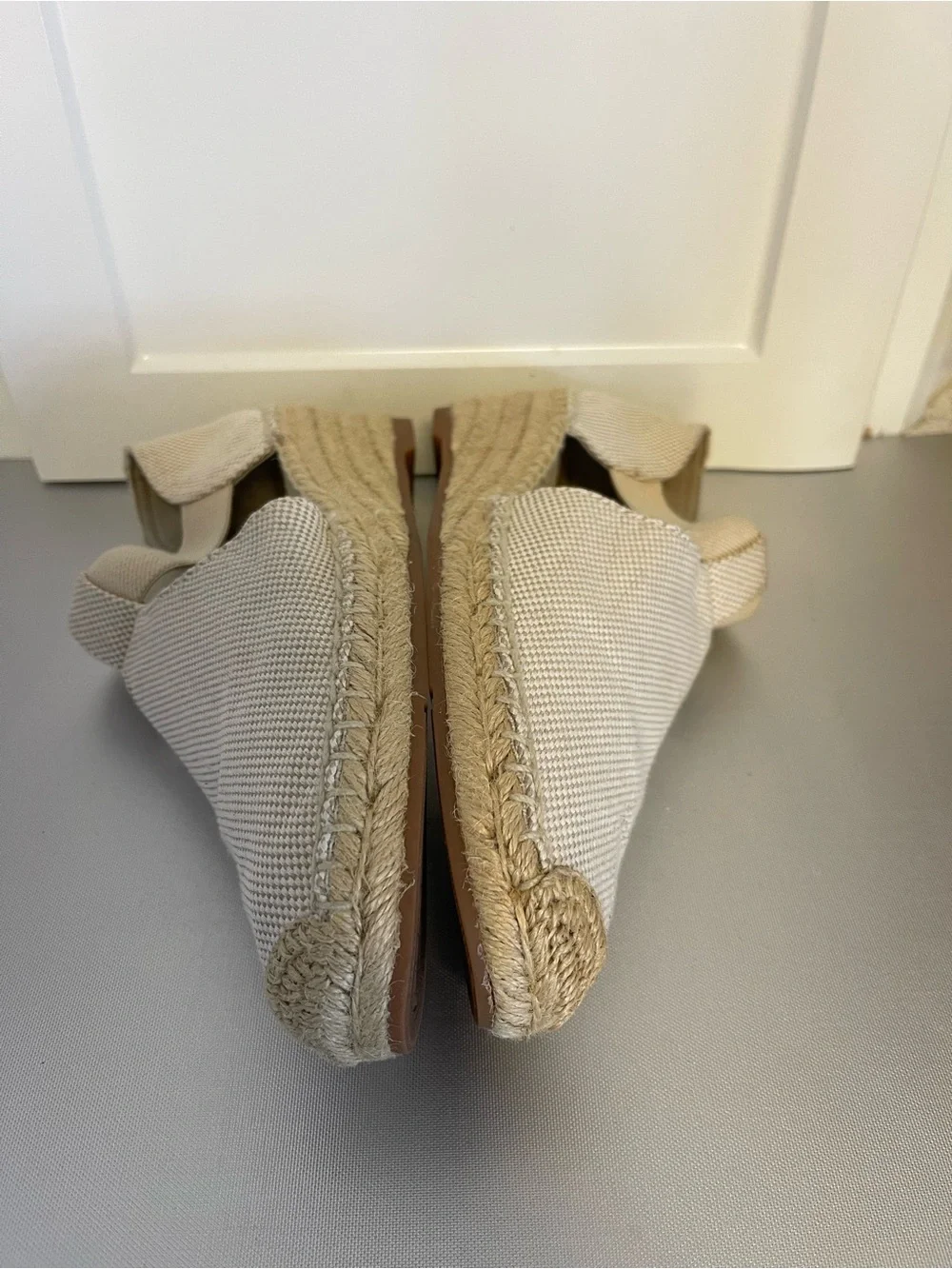 Tory Burch Beige Catalina 3 Espadrille Wedge Sandals Sz 10.5